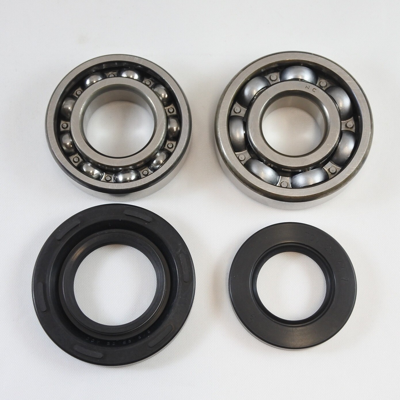 Suzuki RM125 Main Crank Bearings and Seals kit 03 04 05 06 07 08